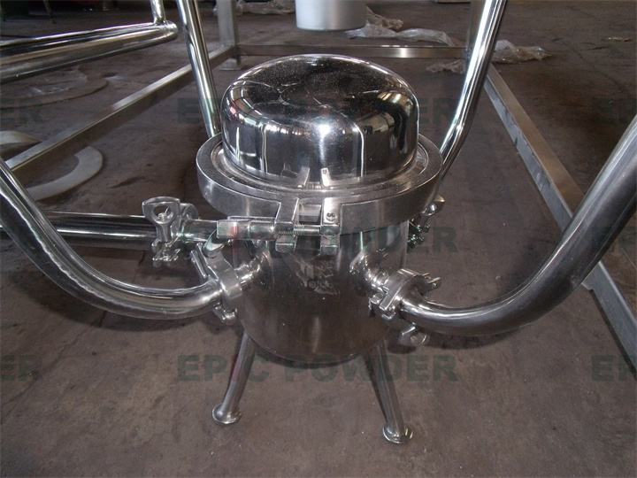 生產(chǎn)型氣流粉碎機(jī)